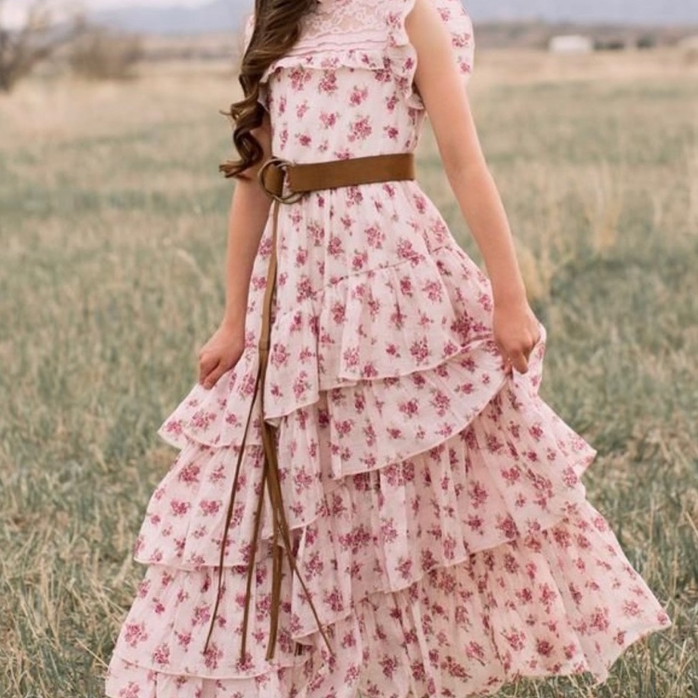 Like New!!  Mia Joy ruffled pink floral dress, Youth size